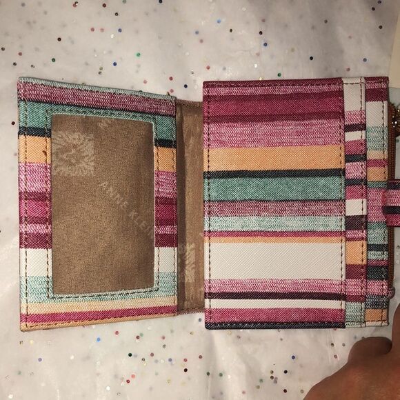 Anne Klein Striped Fun Pink Pastel Colors Wallet Card Case - Picture 3 of 5